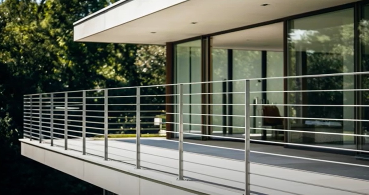 نرده بالکن استیل